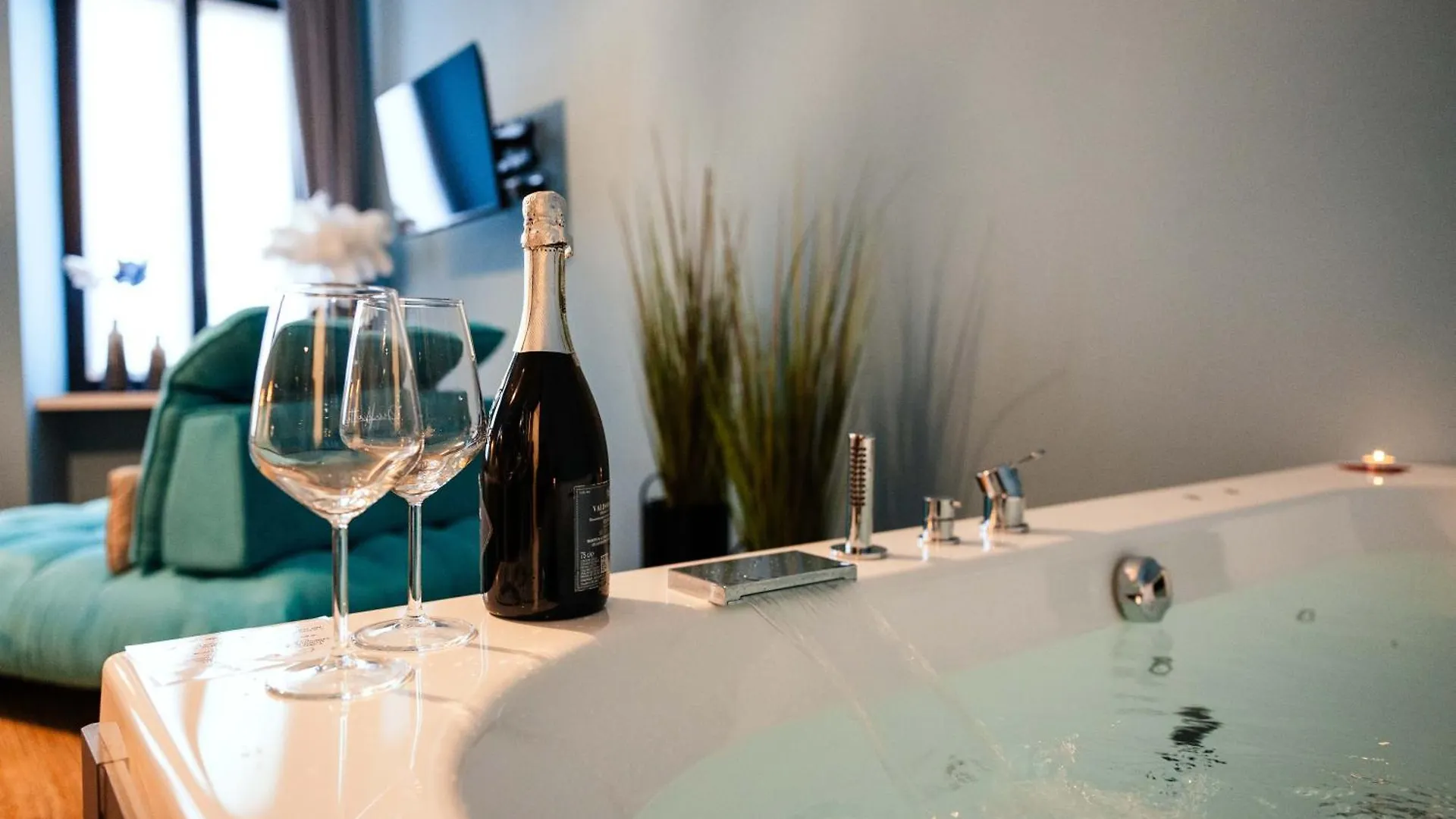 Apartment Angelina'S Suite&Spa Con Parcheggio Privato Como