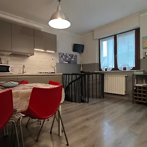 Aleph With Private Parking, Next Train Station Como