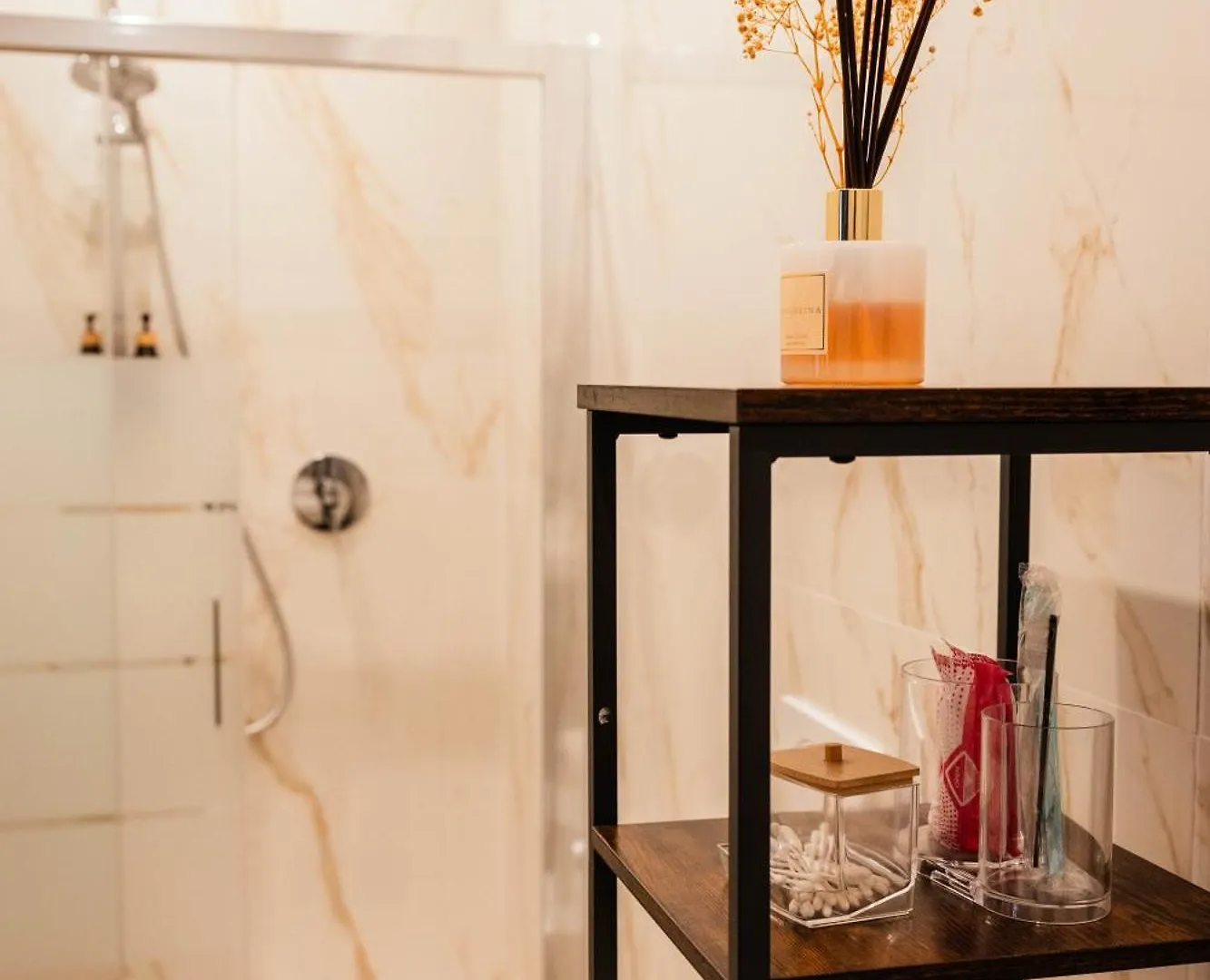 Angelina'S Suite&Spa Con Parcheggio Privato Como
